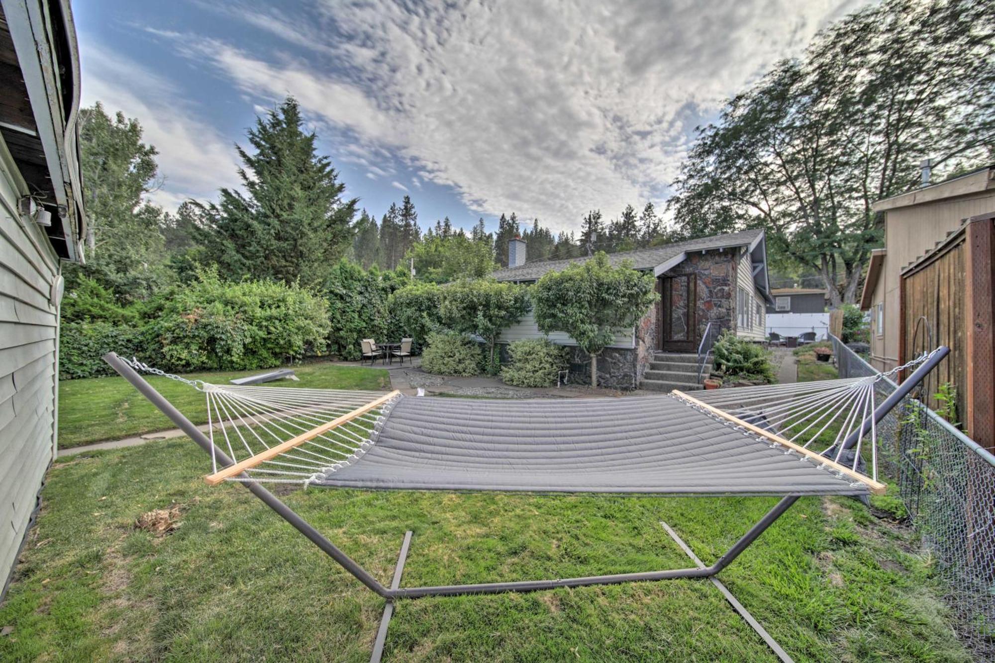 Bright And Airy Liberty Lake Abode With Backyard! Kültér fotó